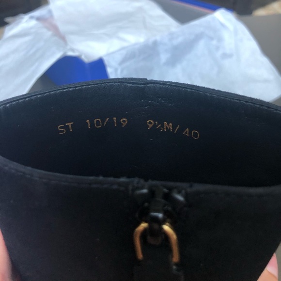 Stuart Weitzman boots - Picture 10 of 16